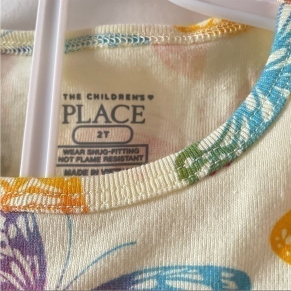 New Butterfly Pattern Print girls Pajamas set  size 18-24, 2T - Picture 3 of 8